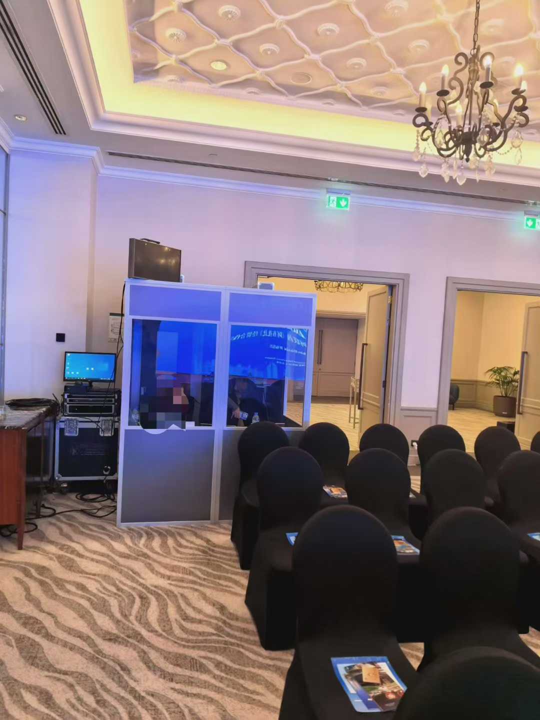 阿布扎比经贸合作交流会同传设备与会场